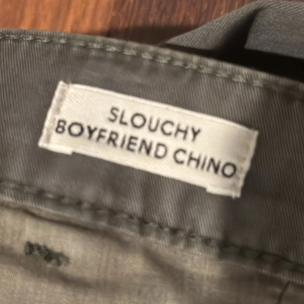 J Crew 🎉host pickx4🎉🎈Re-Imagined slouchy boyfriend petite chinos - Picture 3 of 9